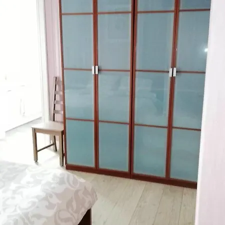 2 Bedrooms Appartement With Wifi At Remersdael Appartamento