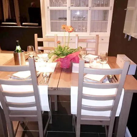 2 Bedrooms Appartement With Wifi At Remersdael Appartamento